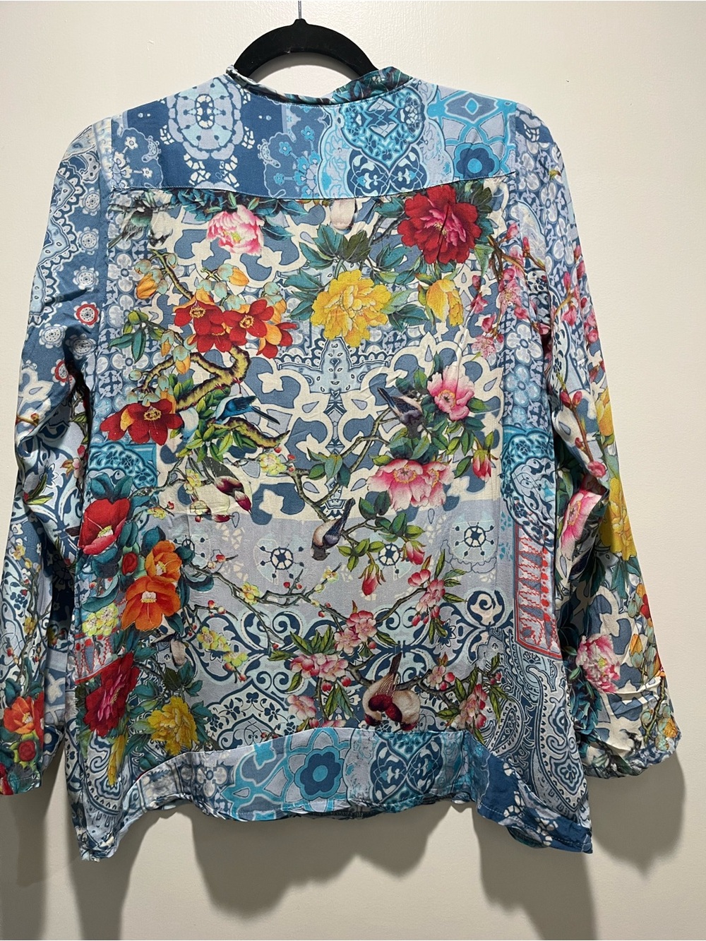 Johnny Was Multicolor Floral V-Neck Tunic Top - Picture 5 of 7